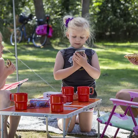 우스타펜 바칸티에파크 홀리데이파크 3*