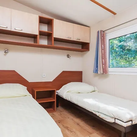 우스타펜 바칸티에파크 홀리데이파크 3*