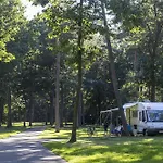 Holiday park Oostappen Bv 3*