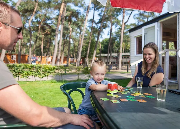 우스타펜 바칸티에파크 3*